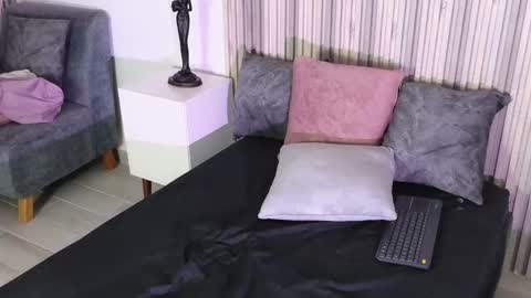 Snapshot of lissawild_ chatting on 09-19-25, 08:20 ss  online show from 09-19-25, 08:20