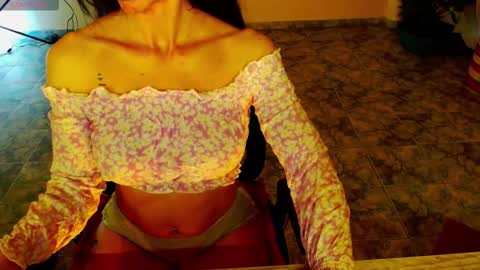 Liss online show from 10-31-25, 04:02