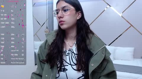 Snapshot of lita_rogers chatting on 01-02-25, 01:30 Lita online show from 01-02-25, 01:30