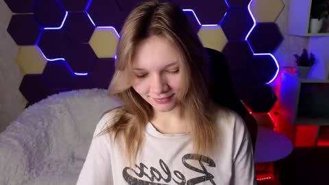 Lena online show from 01-12-25, 01:11