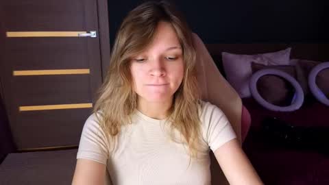 Lena online show from 09-26-25, 08:18