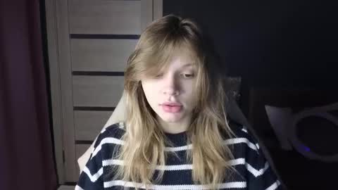 Lena online show from 10-08-25, 01:58