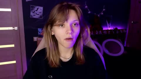 Lena online show from 10-24-25, 03:14