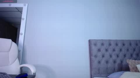 Snapshot of litle_lola chatting on 03-07-25, 11:49 LOLA online show from 03-07-25, 11:49