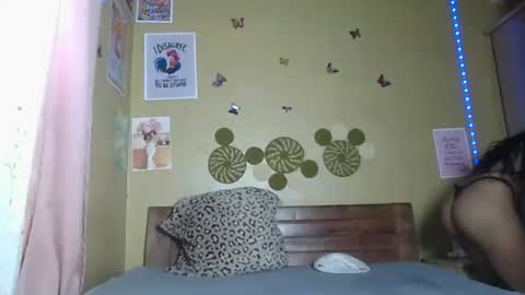 Snapshot of litlecarene chatting on 12-16-25, 12:54 litlecarene online show from 12-16-25, 12:54