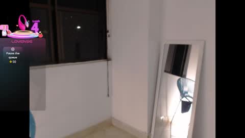 Snapshot of litlle_danni chatting on 11-08-25, 12:11 Danni online show from 11-08-25, 12:11