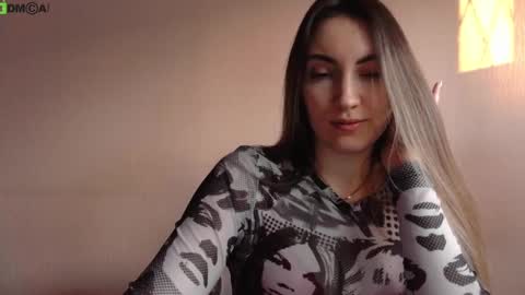 Snapshot of little___angell chatting on 02-12-25, 02:10 Tina online show from 02-12-25, 02:10