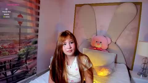 little__doll18 online show from 06-23-26, 10:02