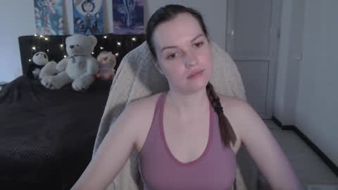 little__flowers online show from 11-20-25, 07:19