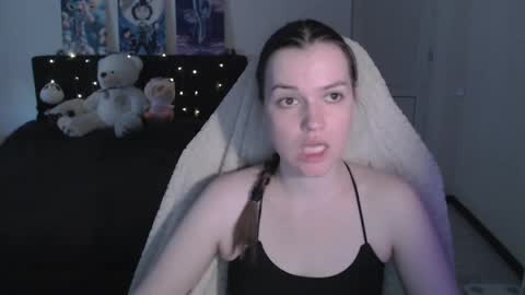 little__flowers online show from 06-02-26, 09:22