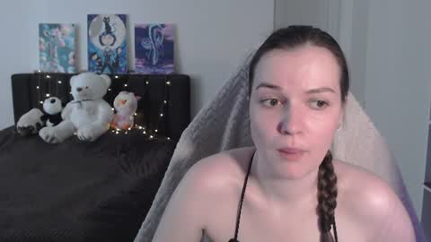 little__flowers online show from 06-22-26, 08:33