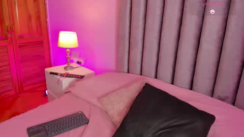 angelica online show from 01-15-26, 06:22