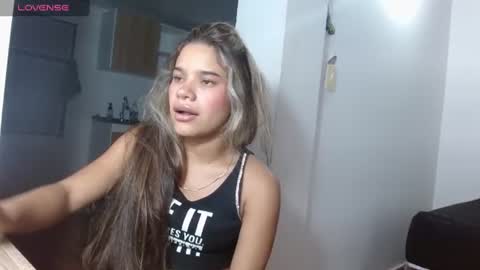 Snapshot of little_babyboo_ chatting on 07-01-26, 01:51 Catalina online show from 07-01-26, 01:51