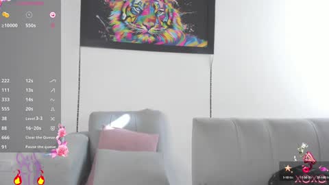 Snapshot of little_caro13 chatting on 12-29-24, 08:37 Independent model carolina online show from 12-29-24, 08:37