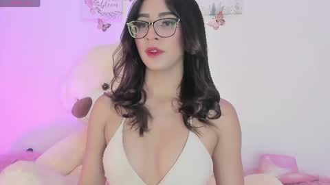 Snapshot of little_channel_ chatting on 06-24-26, 11:09 online show from 06-24-26, 11:09