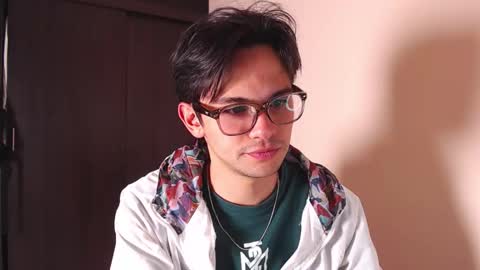 Daniel online show from 12-14-25, 01:44