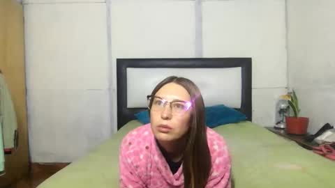 Diablita online show from 09-19-25, 10:49