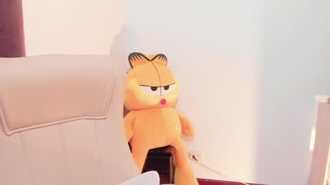 Snapshot of little_eli chatting on 01-26-25, 07:09 Help me reach 100 likes online show from 01-26-25, 07:09