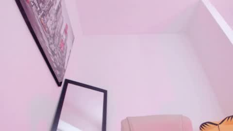 Snapshot of little_eli chatting on 02-22-25, 10:20 Help me reach 100 likes online show from 02-22-25, 10:20