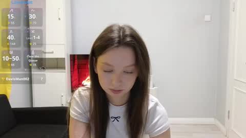 Snapshot of little_flower2 chatting on 10-02-25, 02:13 Eva online show from 10-02-25, 02:13