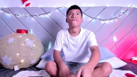 little_kris1 online show from 12-05-25, 12:03