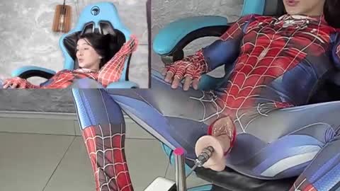 Snapshot of little_lili19 chatting on 01-24-25, 09:37 Lili online show from 01-24-25, 09:37