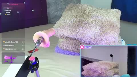 Snapshot of little_lili19 chatting on 02-11-25, 12:28 Lili online show from 02-11-25, 12:28