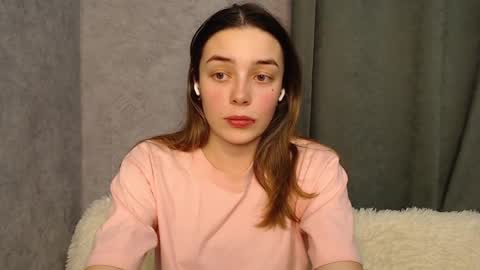 Snapshot of little_mia__ chatting on 12-16-24, 08:37 Mia Im online every day 1530 PM in New York 2030 PM in London online show from 12-16-24, 08:37