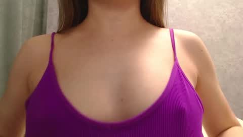 Snapshot of little_mia__ chatting on 02-12-25, 07:56 Mia Im online every day 1530 PM in New York 2030 PM in London online show from 02-12-25, 07:56