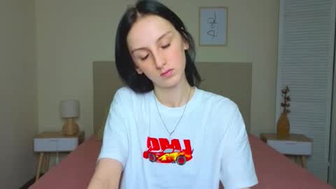 Snapshot of little_mollee chatting on 09-20-25, 09:38 little_mollee online show from 09-20-25, 09:38