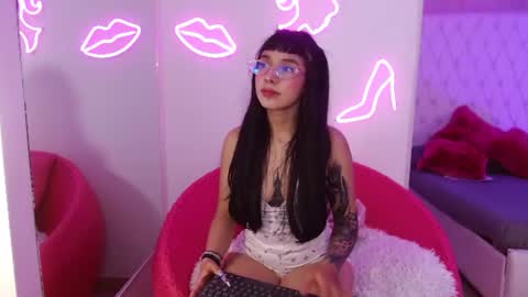Paulette online show from 07-11-26, 04:04