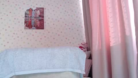 Adaline online show from 09-18-25, 05:09