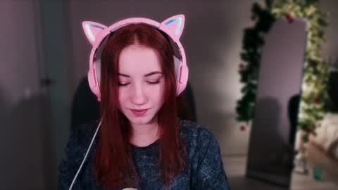 Snapshot of little_pretty_woman chatting on 12-29-24, 03:46 little_pretty_woman online show from 12-29-24, 03:46