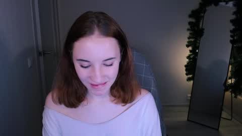 Snapshot of little_pretty_woman chatting on 02-26-25, 11:59 little_pretty_woman online show from 02-26-25, 11:59