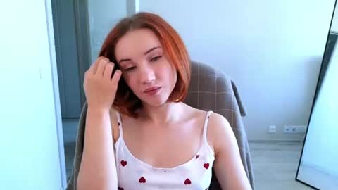 Snapshot of little_pretty_woman chatting on 07-18-26, 01:15 little_pretty_woman online show from 07-18-26, 01:15