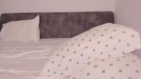 Snapshot of little_red_diamond chatting on 01-20-25, 11:45 hey im anna online show from 01-20-25, 11:45