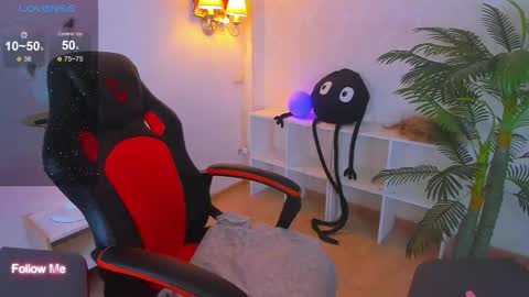 Snapshot of little_rockk chatting on 10-22-25, 05:30 little_rockk online show from 10-22-25, 05:30