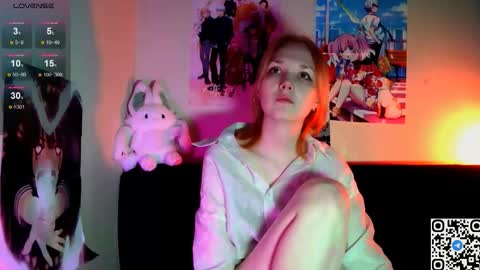 Snapshot of little_sugar_queen chatting on 02-18-26, 07:10 Akin online show from 02-18-26, 07:10
