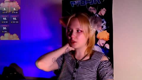 Snapshot of little_sugar_queen chatting on 03-26-26, 10:48 Akin online show from 03-26-26, 10:48