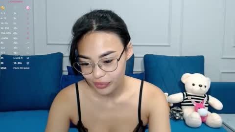 Kwan online show from 09-21-25, 04:41