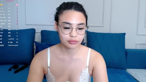 Kwan online show from 06-08-26, 10:59