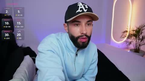 little_vannesaa online show from 02-13-25, 03:39