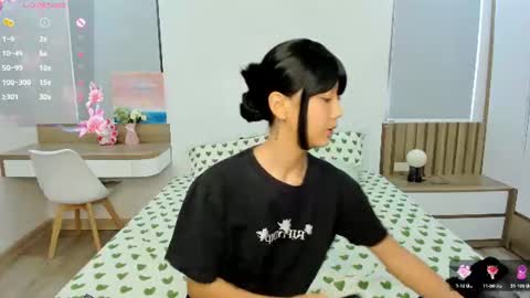 Yena and Gabby online show from 07-08-26, 04:39