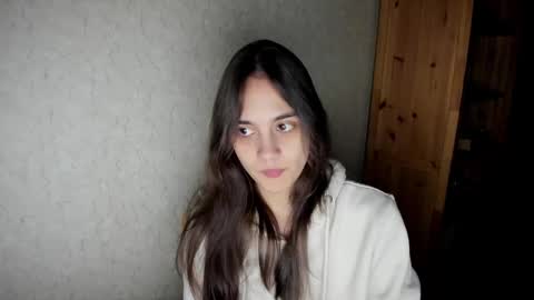 littleashleyy online show from 11-24-25, 05:34