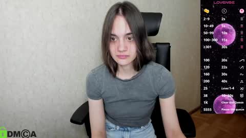 littleashleyy online show from 04-18-26, 07:07
