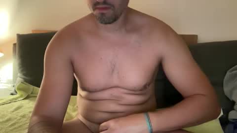 Snapshot of littlebigrabbit chatting on 12-04-25, 10:51 LittleBigRabbit online show from 12-04-25, 10:51