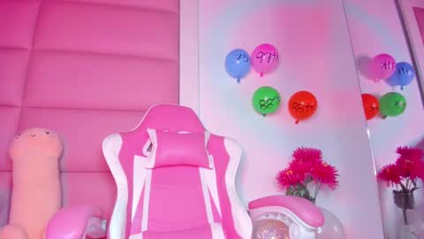 Snapshot of littlee_emma_ chatting on 02-09-25, 06:33 littlee_emma_ online show from 02-09-25, 06:33