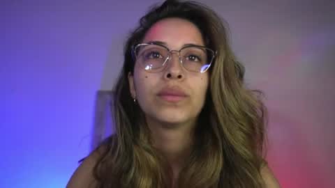 Snapshot of littlee_emma_ chatting on 07-05-26, 12:39 littlee_emma_ online show from 07-05-26, 12:39
