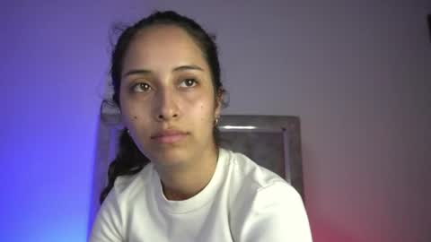 Snapshot of littlee_emma_ chatting on 07-21-26, 11:40 littlee_emma_ online show from 07-21-26, 11:40