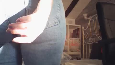 Your little flower  online show from 04-08-26, 03:34